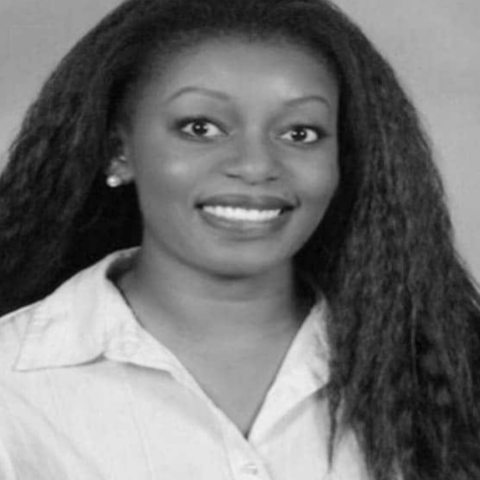 Dr Pamela Woods